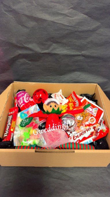 box gourmande Lutin avec 2 boule personnalisées  